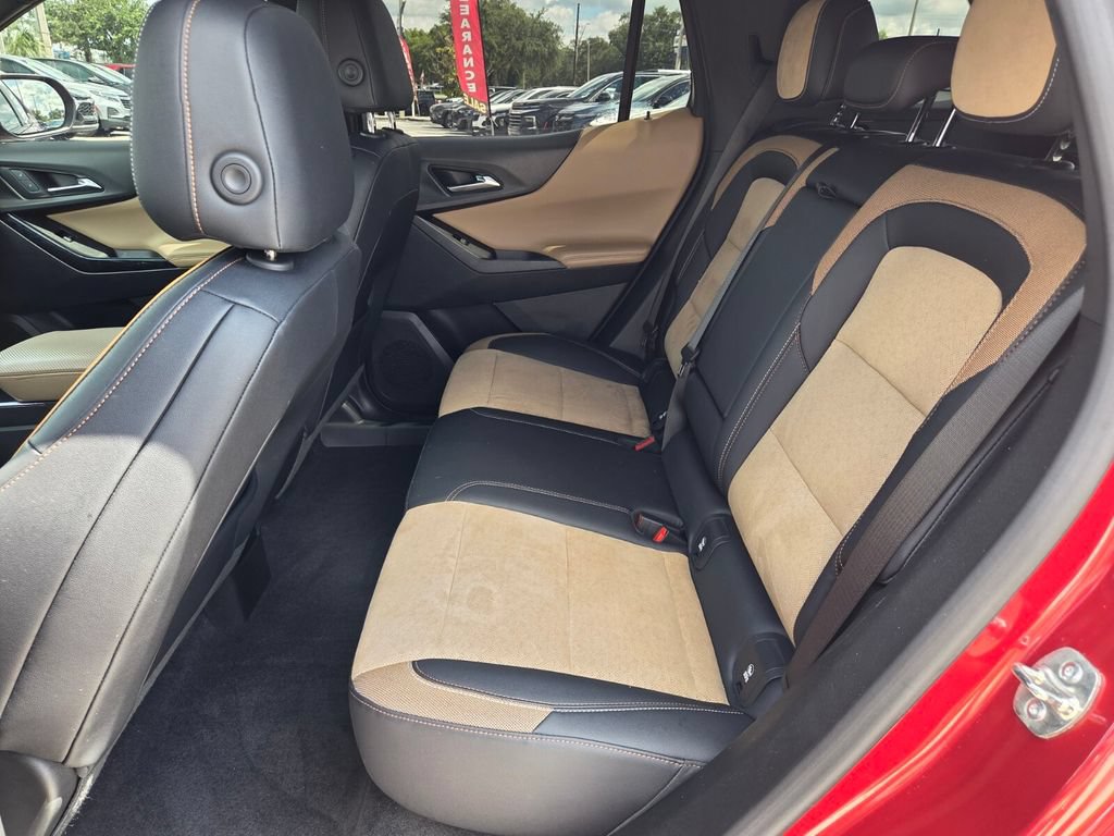 Used 2025 Chevrolet Equinox ACTIV FWD image 6