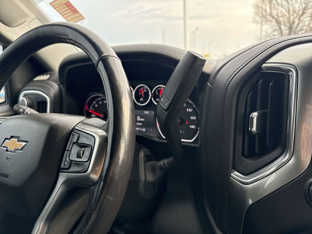 Used 2020 Chevrolet Silverado 1500 LT w/ All-Star Edition image 21