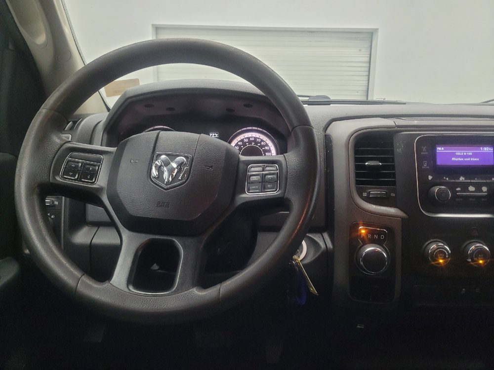 Used 2020 RAM 1500 Express RWD image 22