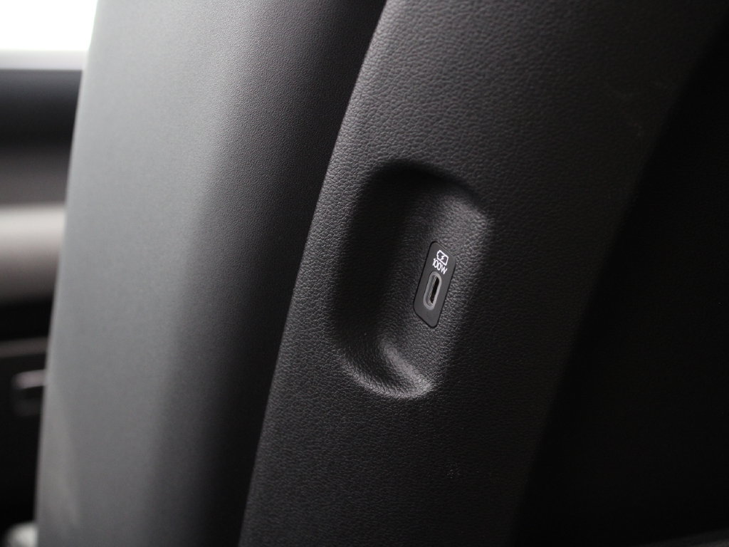 Used 2026 Hyundai Palisade SEL FWD image 32