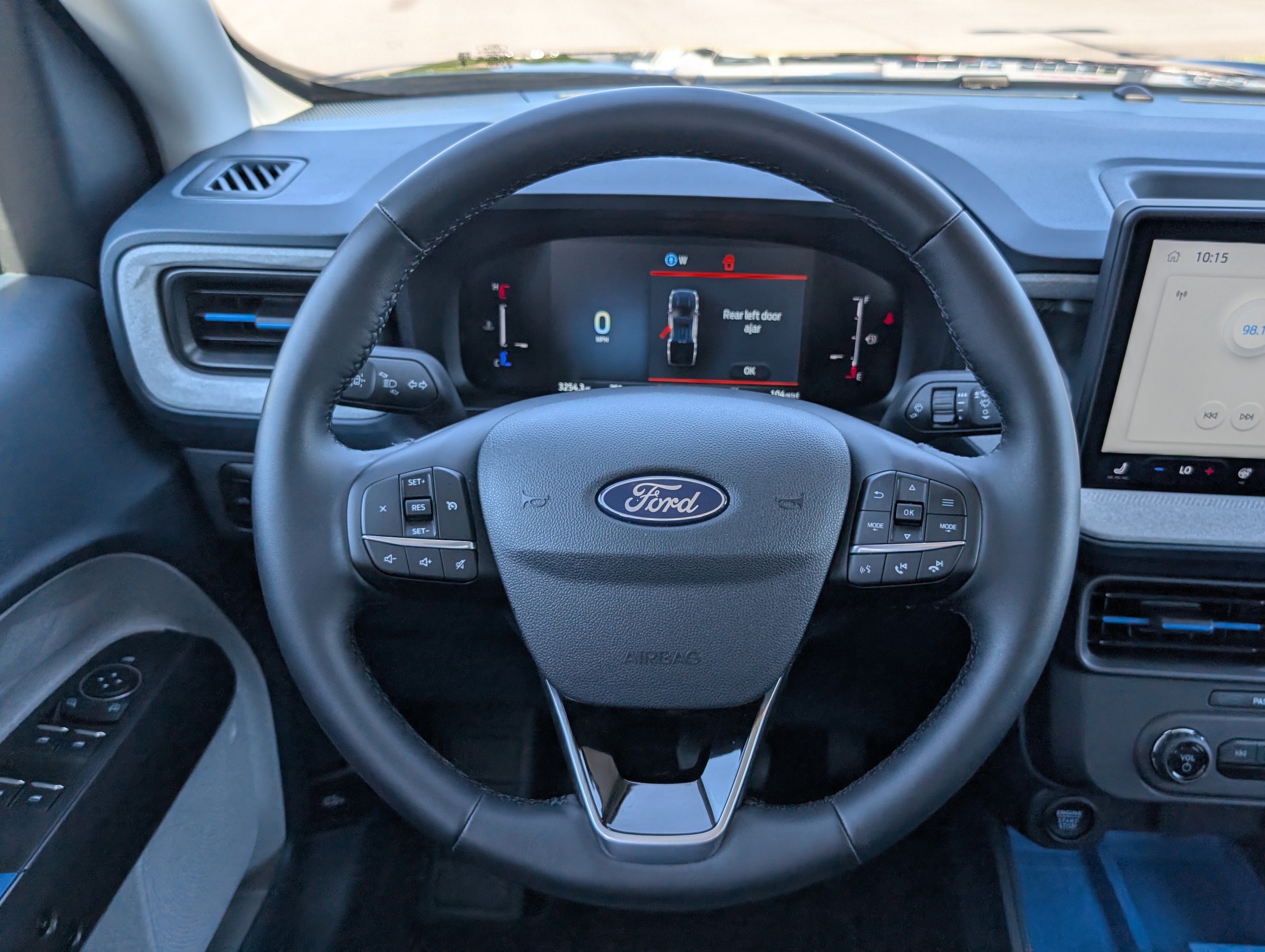 Used 2025 Ford Maverick XLT w/ XLT Luxury Package AWD/4WD image 15