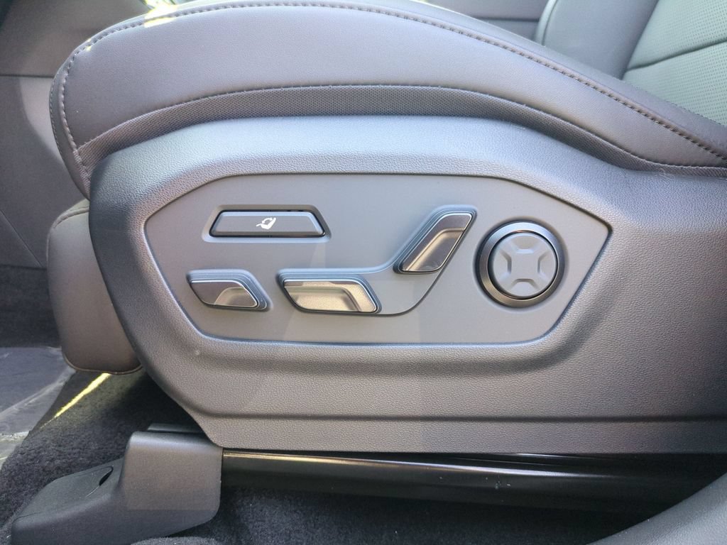 New 2026 Hyundai Santa Fe Calligraphy FWD image 15