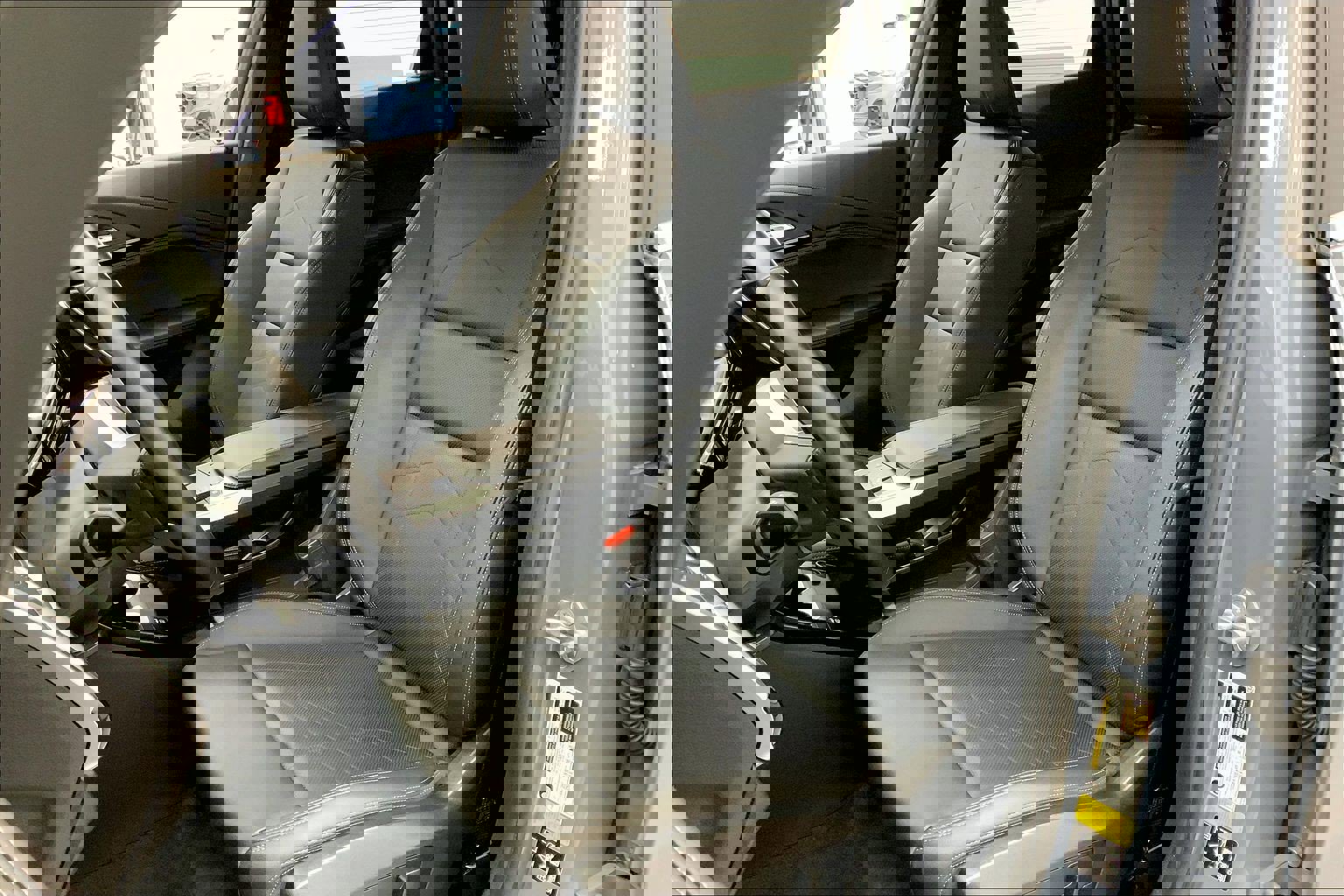 Used 2023 BMW X1 xDrive28i w/ Convenience Package image 13