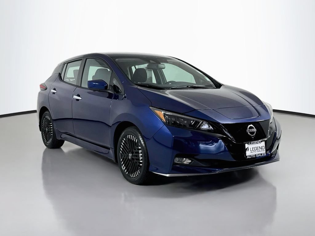 Used 2025 Nissan Leaf SV Plus FWD image 4