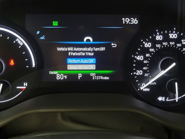 Used 2025 Toyota Sienna XLE image 2