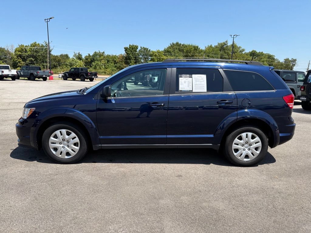 Used 2020 Dodge Journey SE FWD image 4