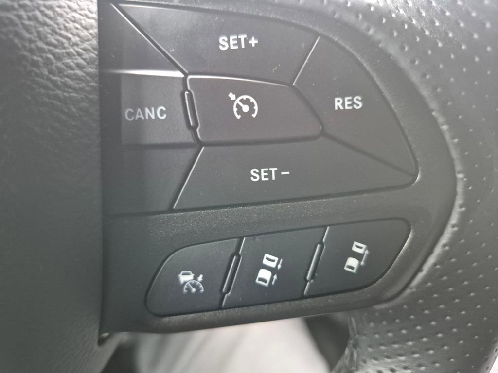 Used 2023 Dodge Challenger R/T w/ Plus Package image 21