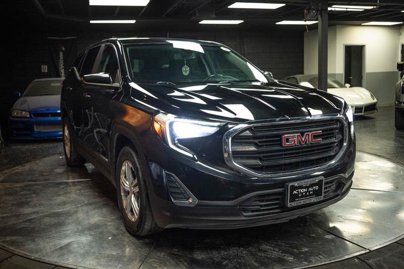 Used 2021 GMC Terrain SLE w/ LPO, Floor Liner Package FWD image 5