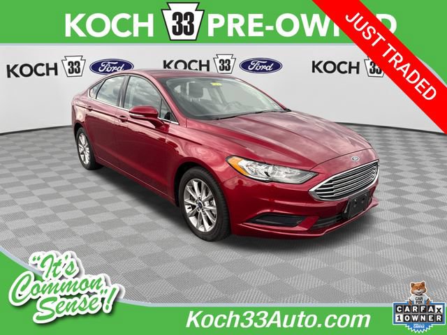 Used 2017 Ford Fusion SE w/ Fusion SE Technology Package FWD image 1