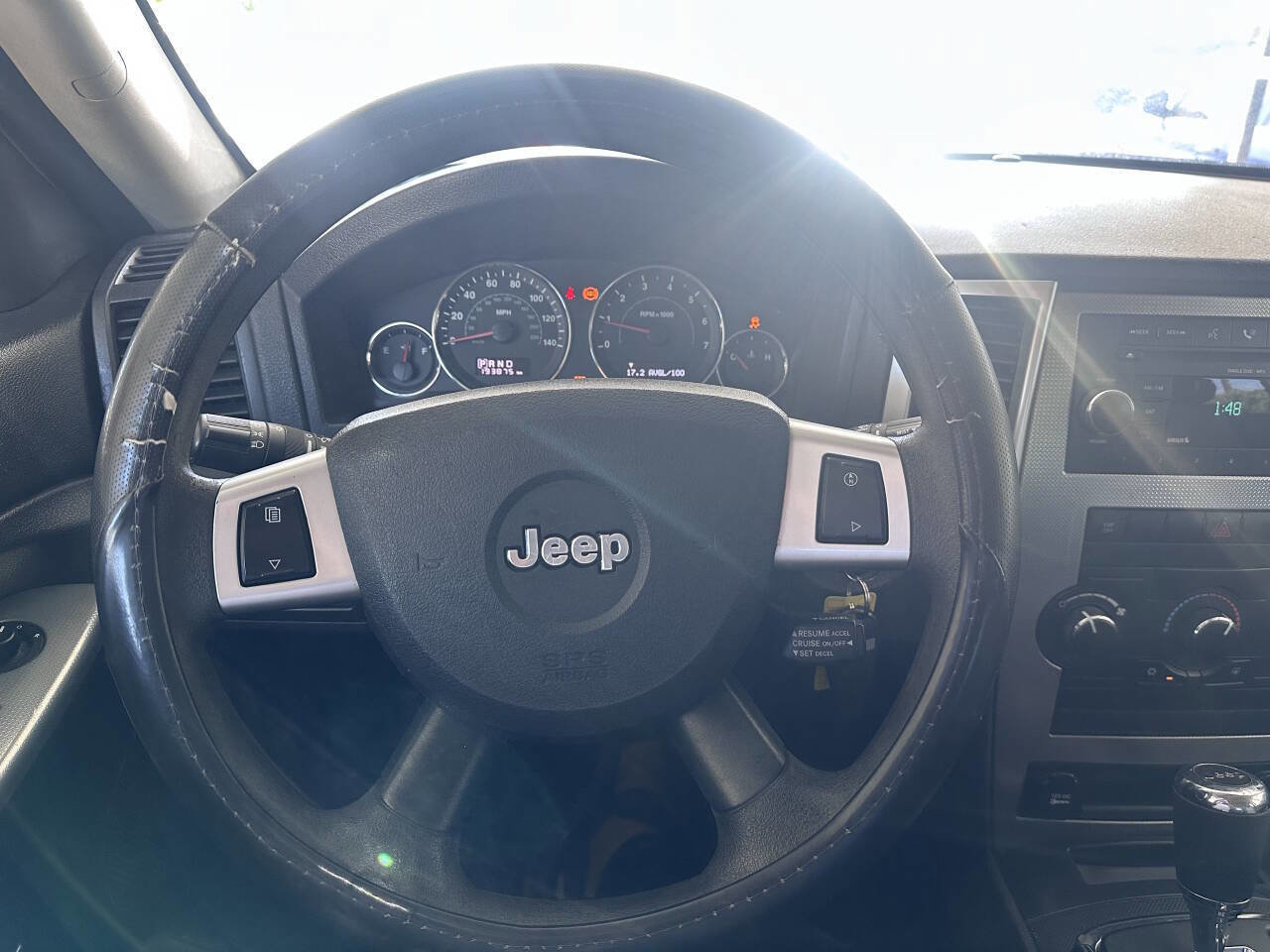 Used 2009 Jeep Grand Cherokee Laredo image 10