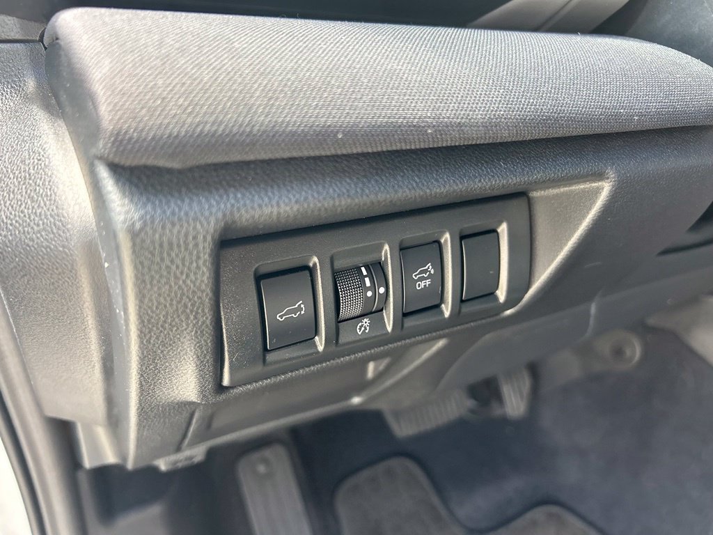 Used 2025 Subaru Outback Premium AWD/4WD image 49