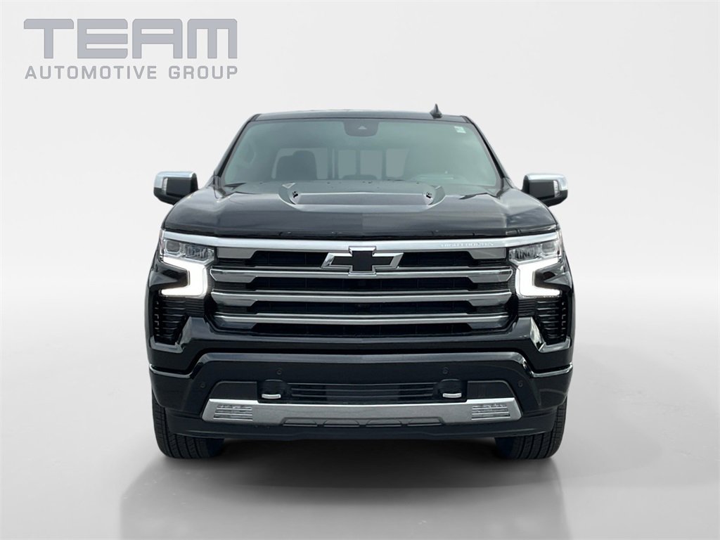 New 2026 Chevrolet Silverado 1500 High Country image 2