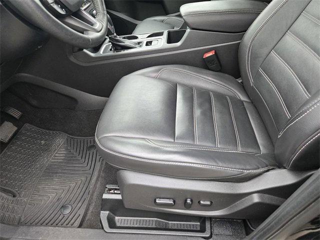 Used 2019 Ford Escape Titanium image 23