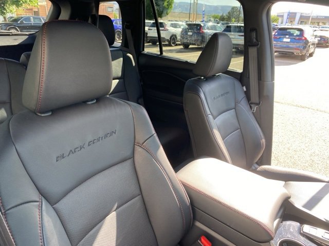 Used 2025 Honda Passport Black Edition image 16