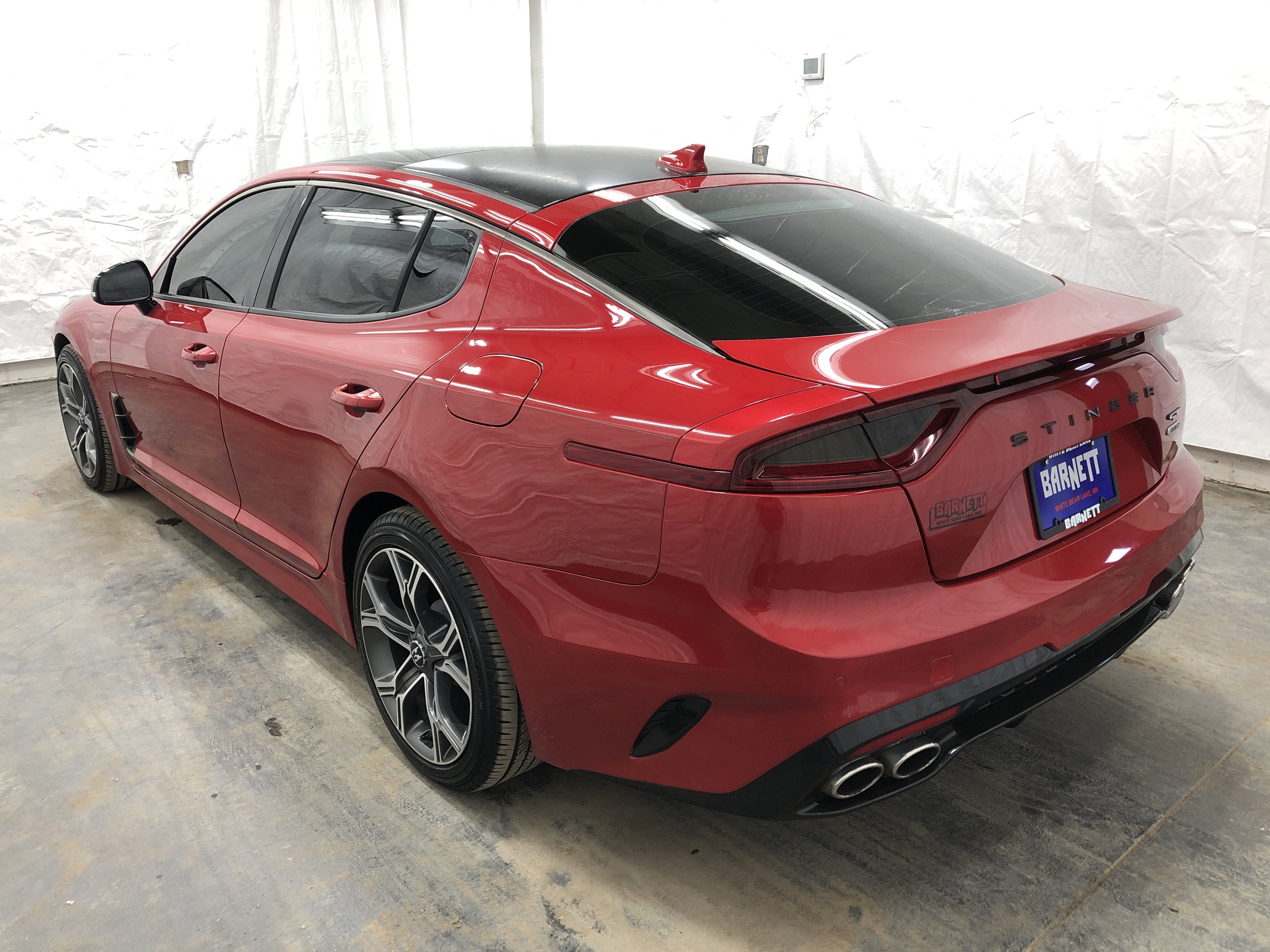 Used 2018 Kia Stinger GT2 AWD/4WD image 4