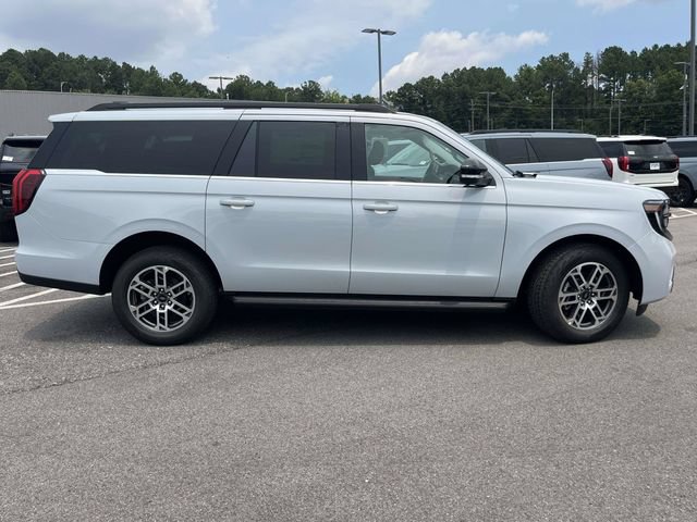 New 2026 Ford Expedition Max Active AWD/4WD image 2