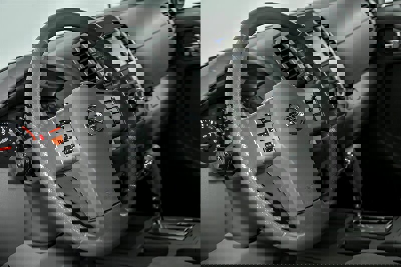 Used 2019 Nissan Frontier SV image 19