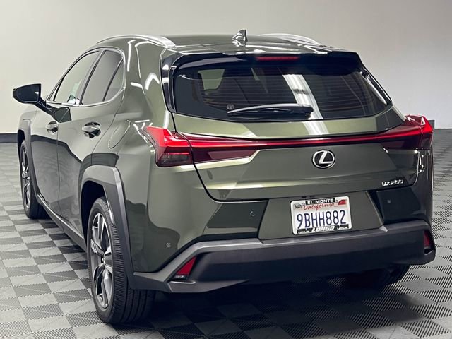 Used 2022 Lexus UX 200 w/ Accessory Package (Z2) image 7