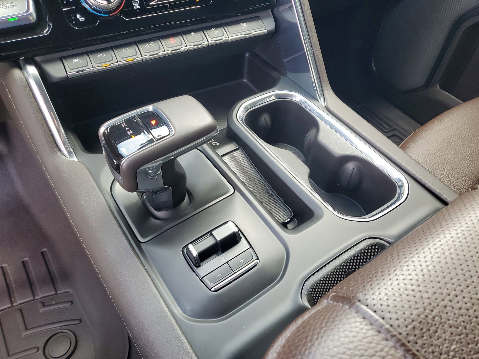 Used 2024 GMC Sierra 1500 Denali w/ Denali Reserve Package AWD/4WD image 28