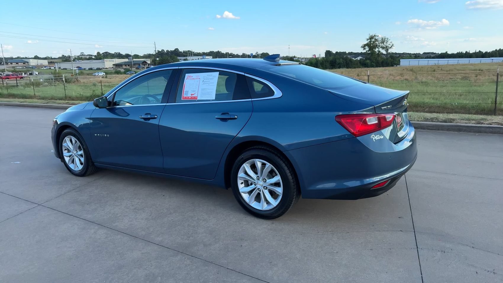 Used 2025 Chevrolet Malibu LT FWD image 7