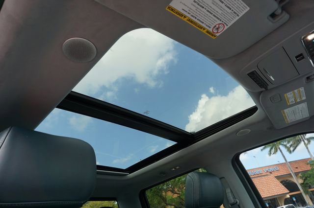 Certified 2024 Ford F250 Limited w/ FX4 Off-Road Package AWD/4WD image 11