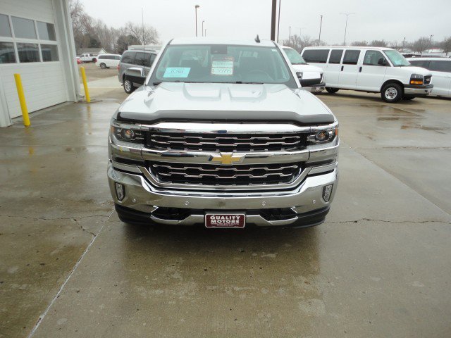 Used 2018 Chevrolet Silverado 1500 LTZ w/ LTZ Plus Package image 20
