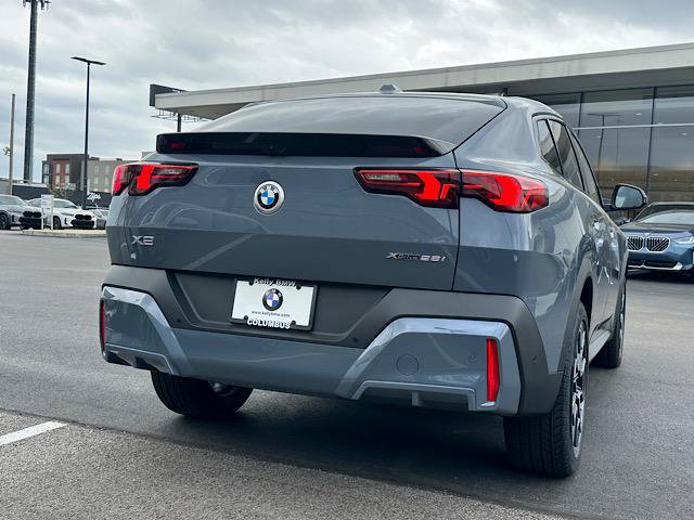 New 2026 BMW X2 xDrive28i w/ Technology Package AWD/4WD image 3