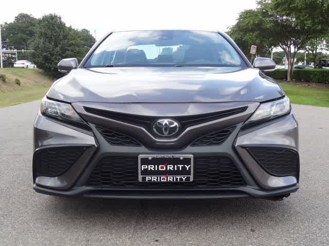 Used 2023 Toyota Camry SE w/ Cold Weather Package FWD image 5