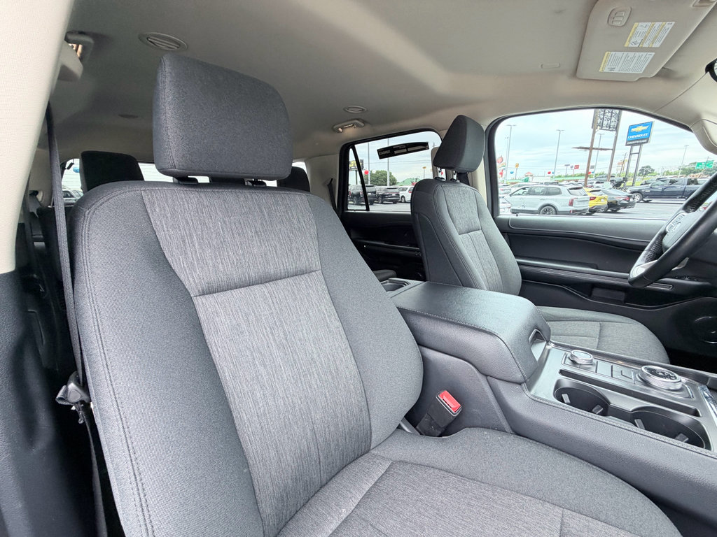 Used 2024 Ford Expedition XLT AWD/4WD image 26