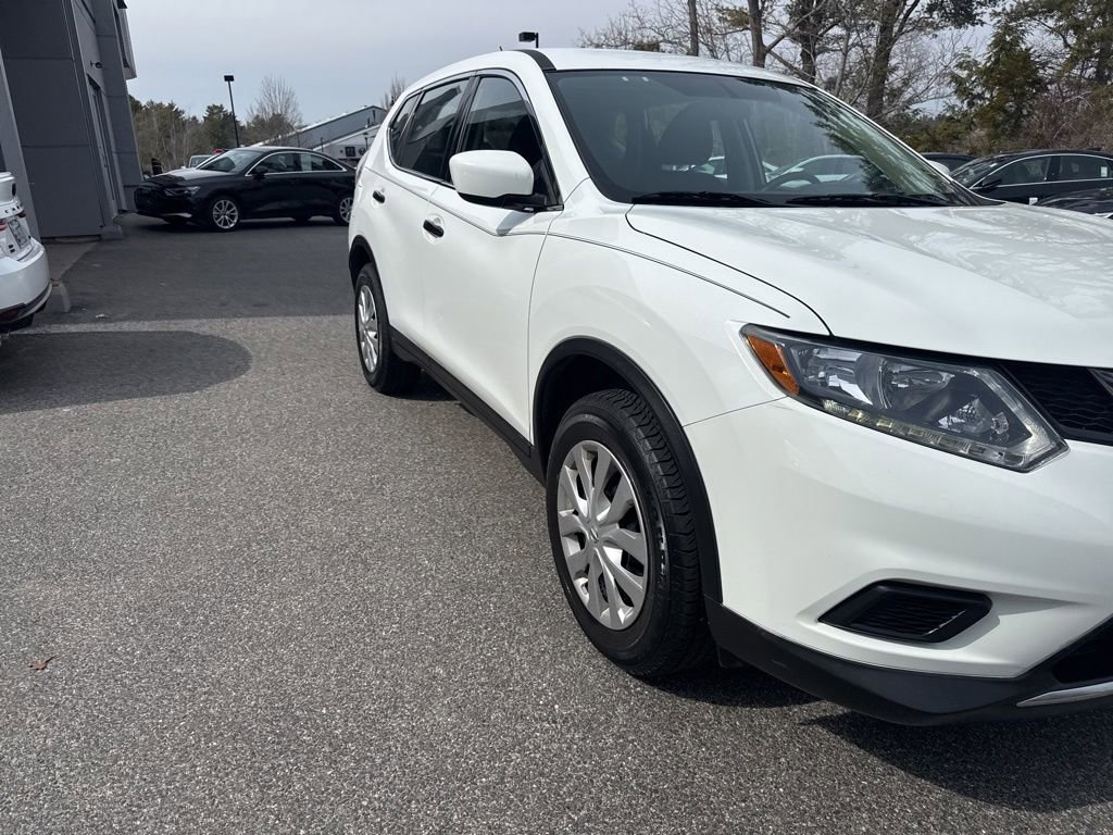 Used 2016 Nissan Rogue S AWD/4WD image 3