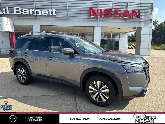 Certified 2025 Nissan Pathfinder SL w/ Black Appearance Package FWD image 7