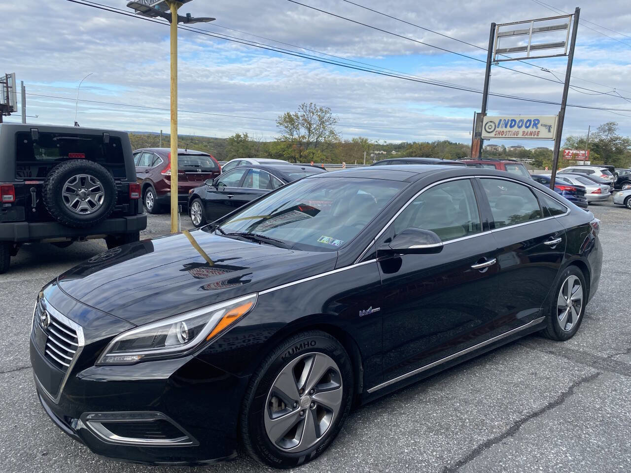Used 2016 Hyundai Sonata Limited w/ Option Group 02