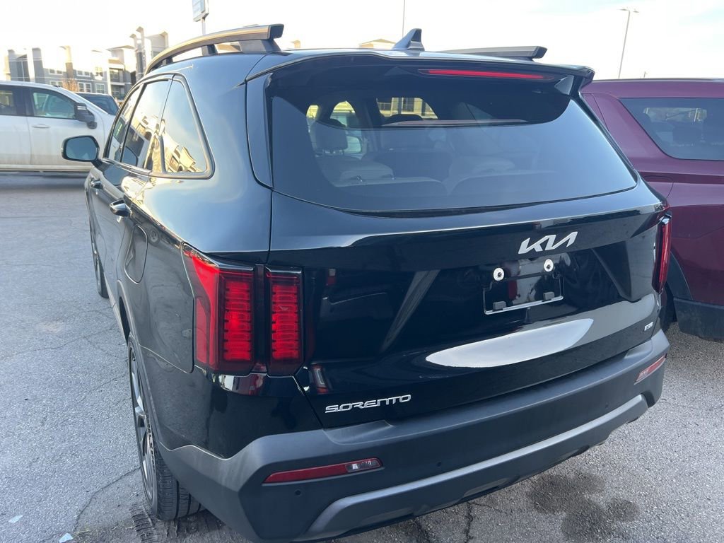 Used 2023 Kia Sorento X-Line EX image 13