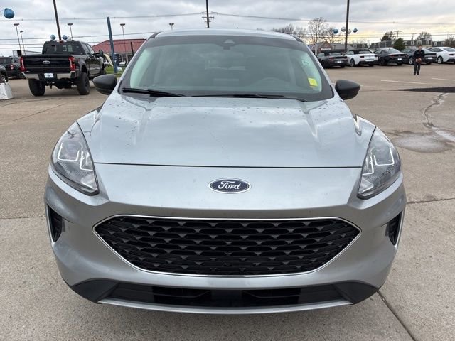 Used 2022 Ford Escape SE w/ Convenience Package image 2