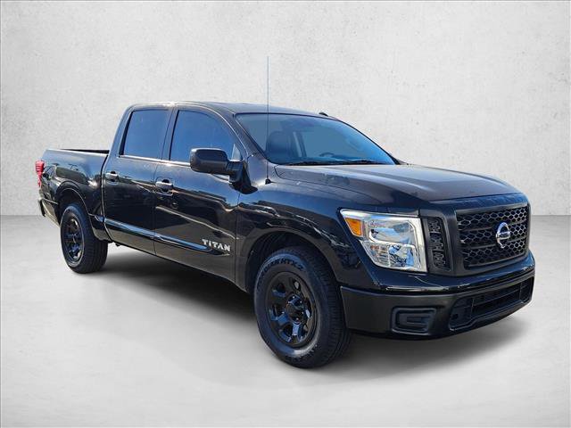 Used 2019 Nissan Titan S image 3