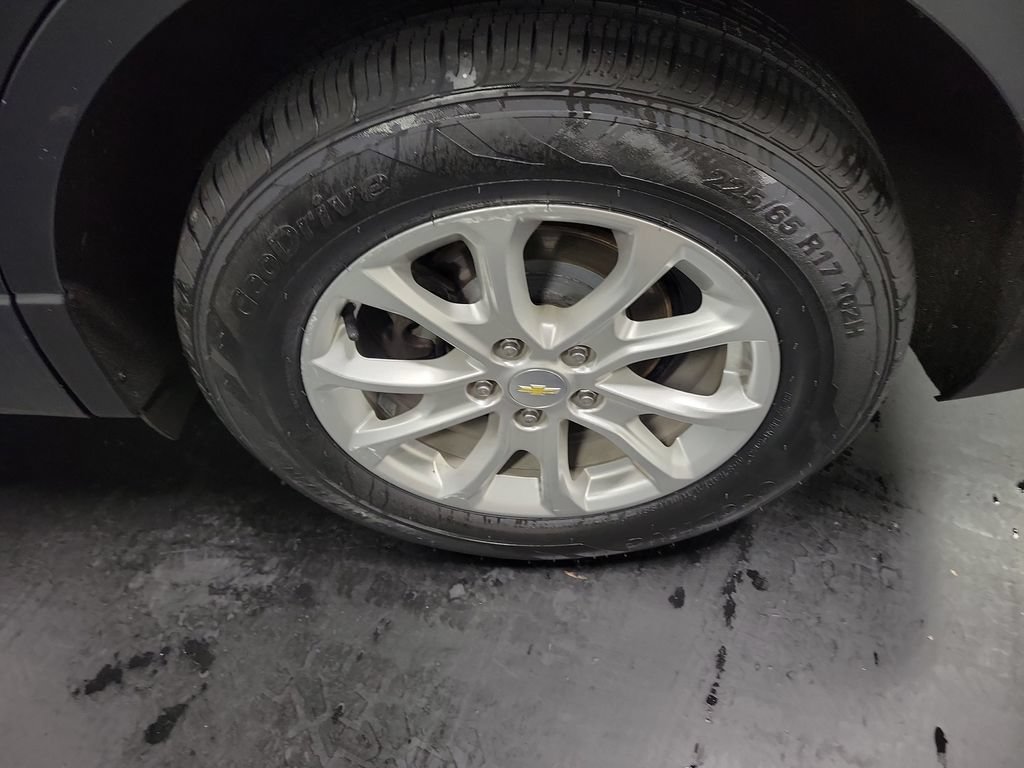 Used 2021 Chevrolet Equinox LT FWD image 10