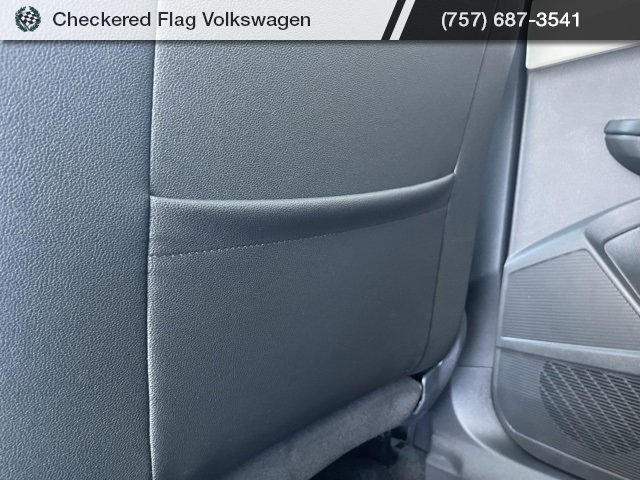 New 2025 Volkswagen Taos SE image 55