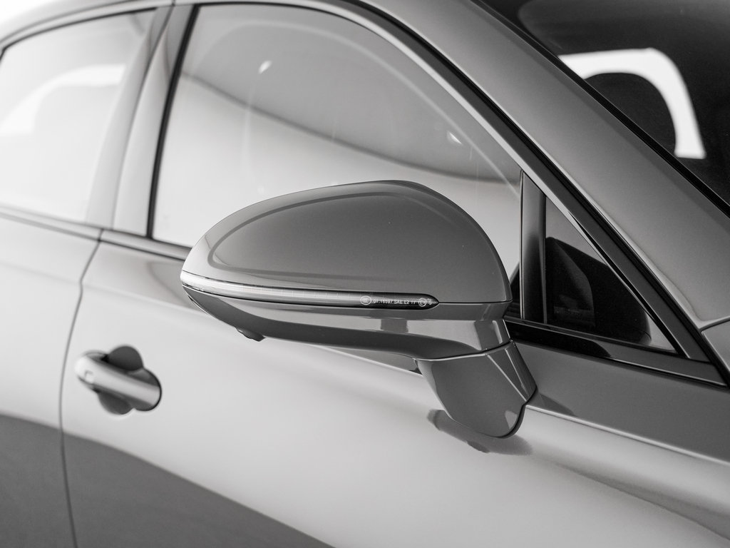 Certified 2025 Bentley Flying Spur Plug-In Hybrid AWD/4WD image 43