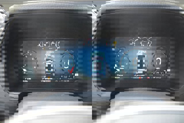 New 2025 Ford F150 XLT w/ Equipment Group 302A MID image 8