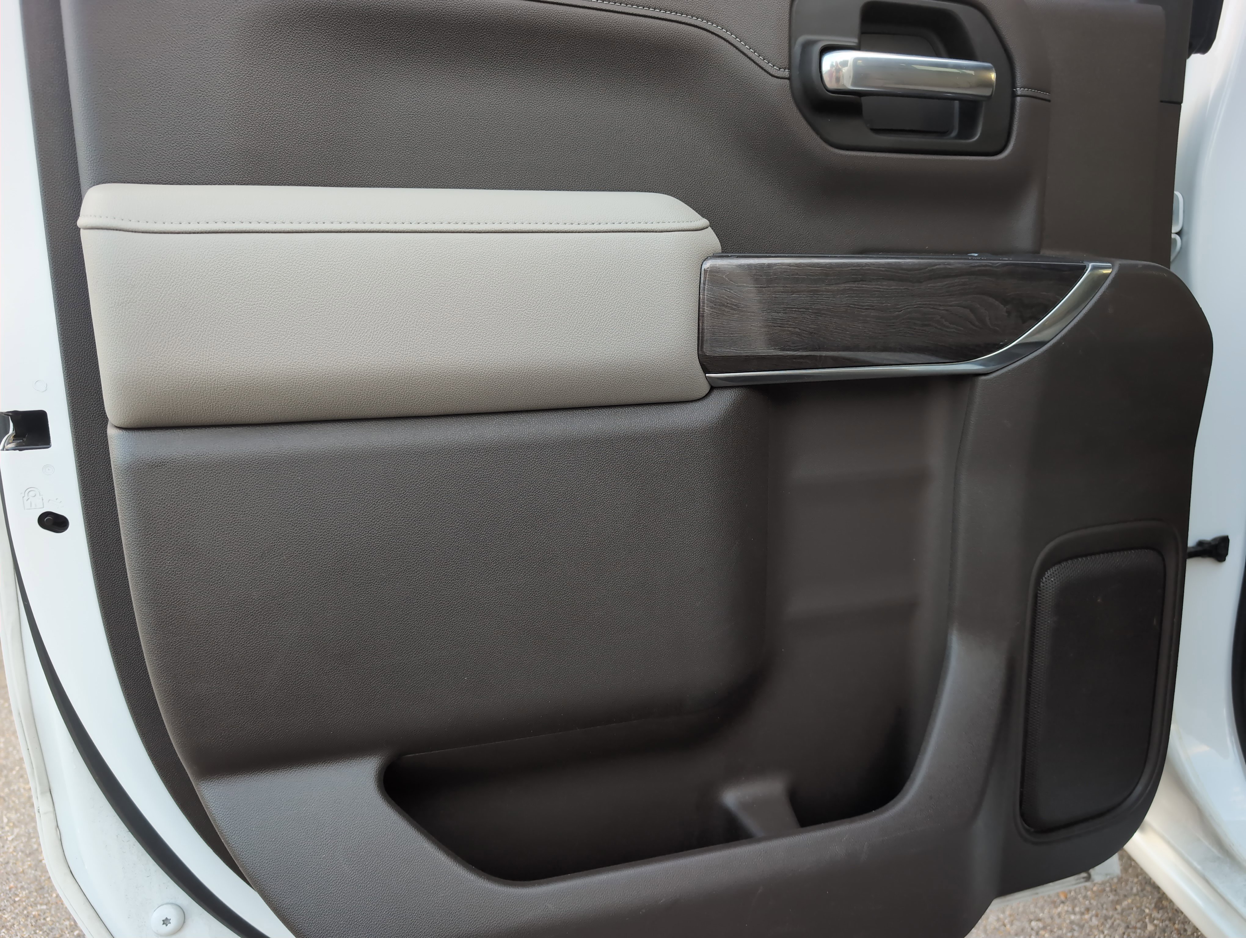 Used 2019 Chevrolet Silverado 1500 LTZ w/ LTZ Plus Package image 25