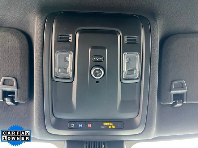 Used 2025 Chevrolet Suburban Z71 AWD/4WD image 32