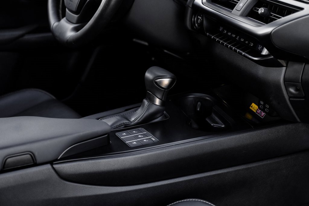 Used 2023 Lexus UX 250h FWD w/ Premium Package image 28