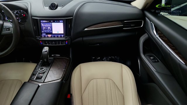 Used 2023 Maserati Levante GT AWD/4WD image 59