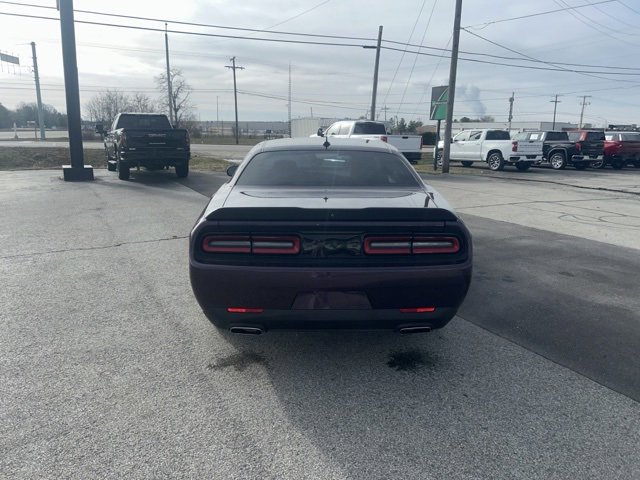 Used 2021 Dodge Challenger SXT w/ Plus Package image 8