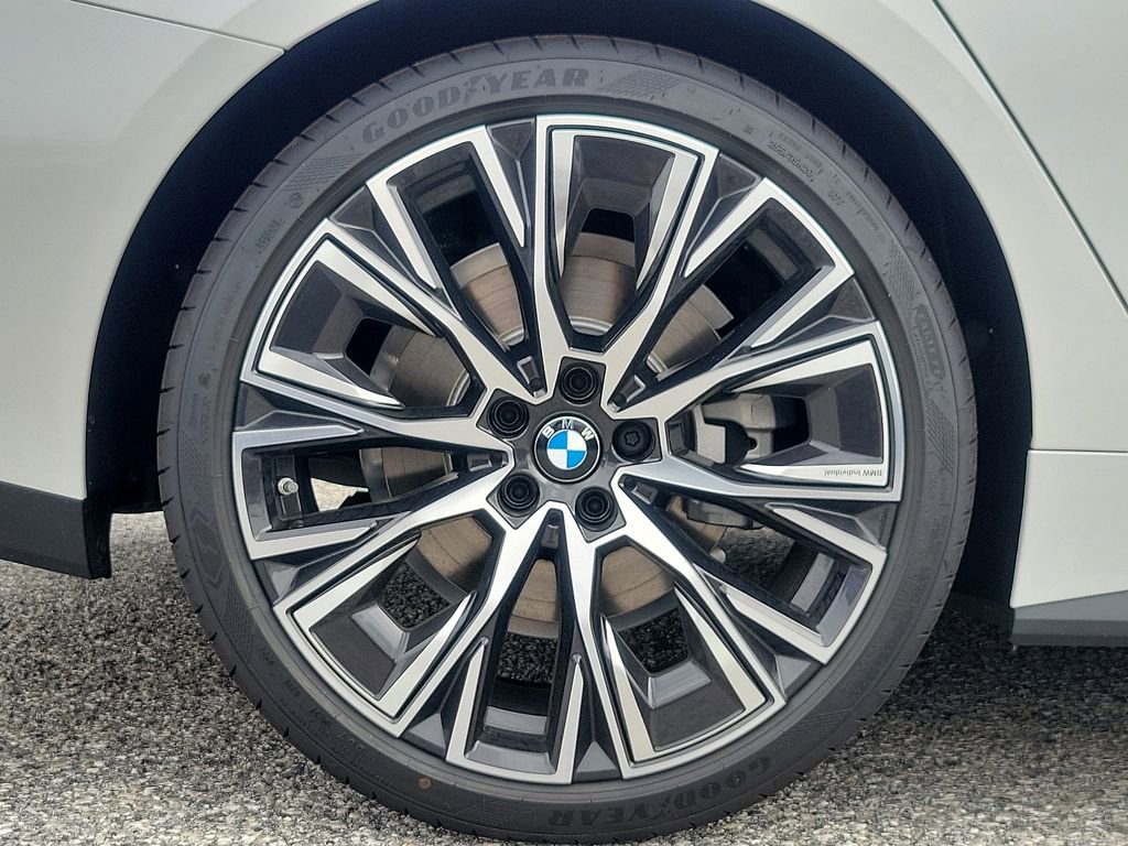 Used 2024 BMW 430i Gran Coupe xDrive w/ Premium Package image 9