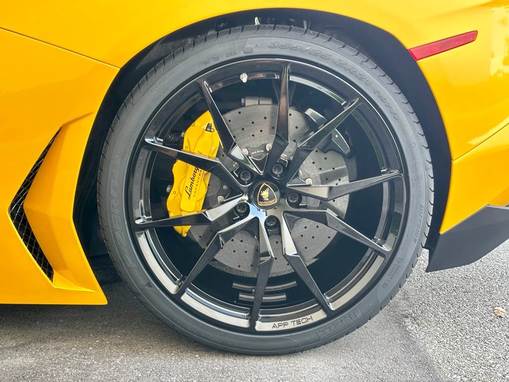 Used 2013 Lamborghini Aventador LP 700-4 AWD/4WD image 17