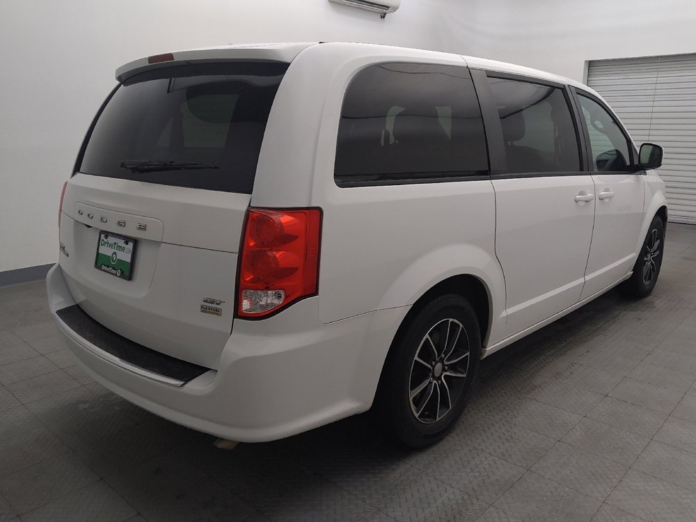Used 2019 Dodge Grand Caravan GT image 9