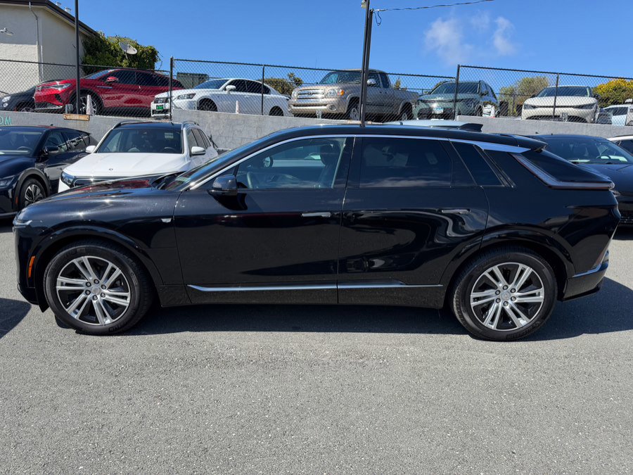 Used 2024 Cadillac Lyriq Tech w/ LPO, Floor Liner Package image 8