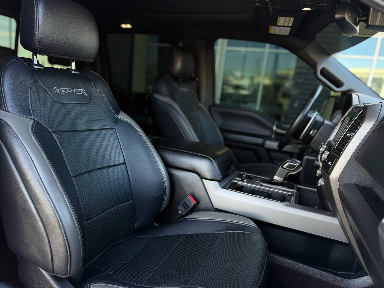 Used 2018 Ford F150 Raptor w/ Equipment Group 802A Luxury image 14