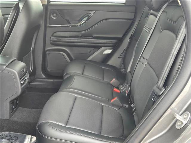 New 2025 Lincoln Corsair Reserve w/ Equipment Group 202A image 16